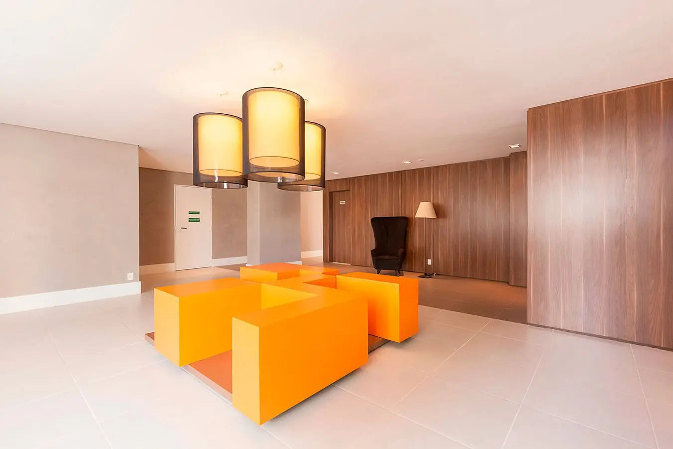 Raríssimo Alto da Lapa — Lobby