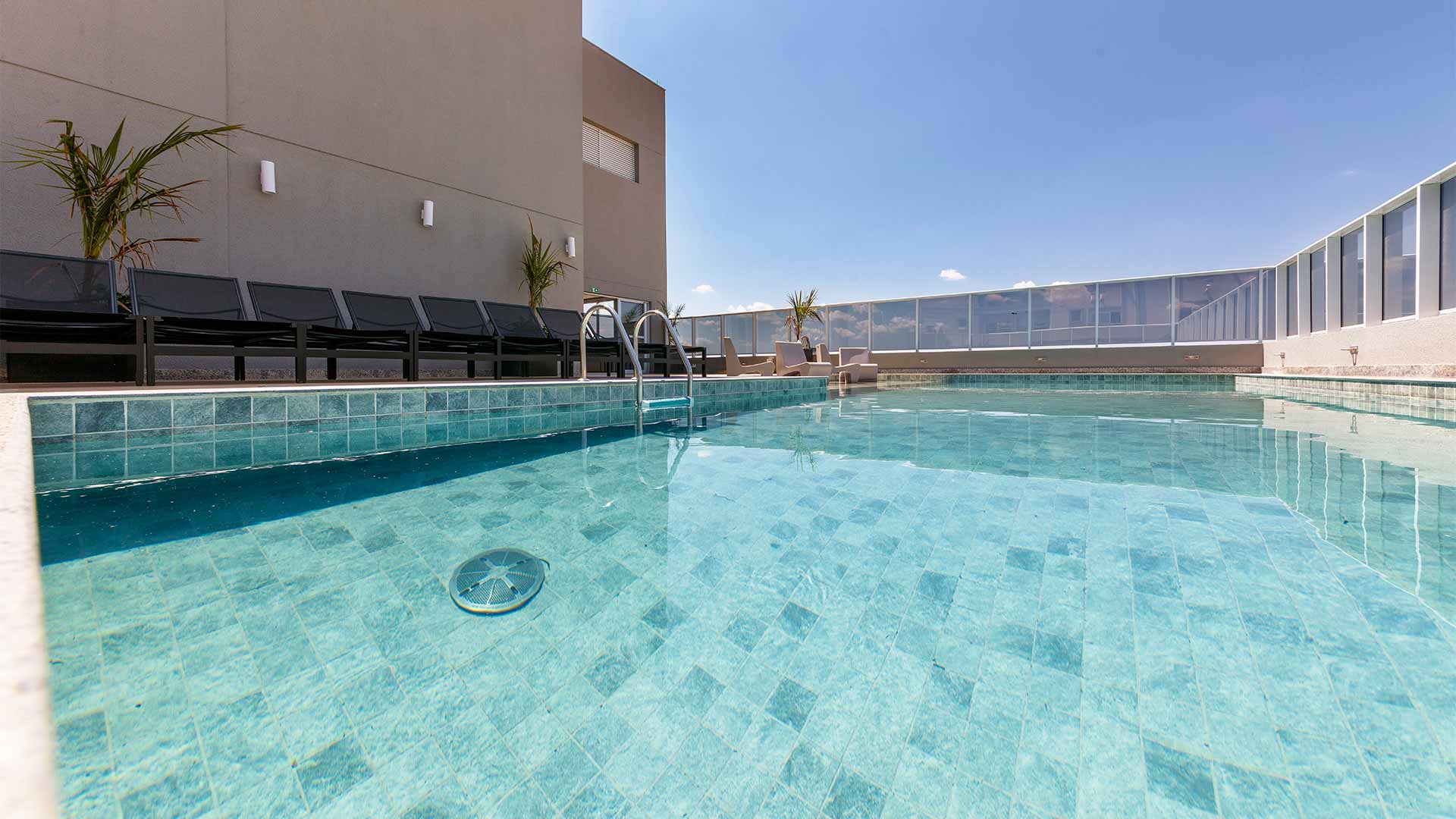 Nex One Sena Madureira — Slider Apartamento Nex One Sena Madureira Piscina Desk Entregue