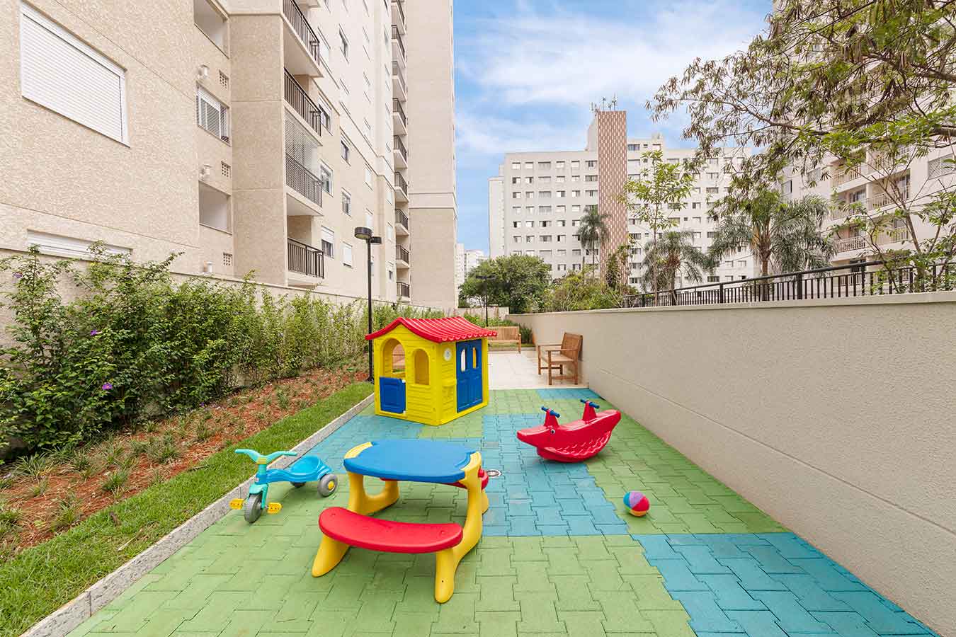 Top Club Plaza — Playground