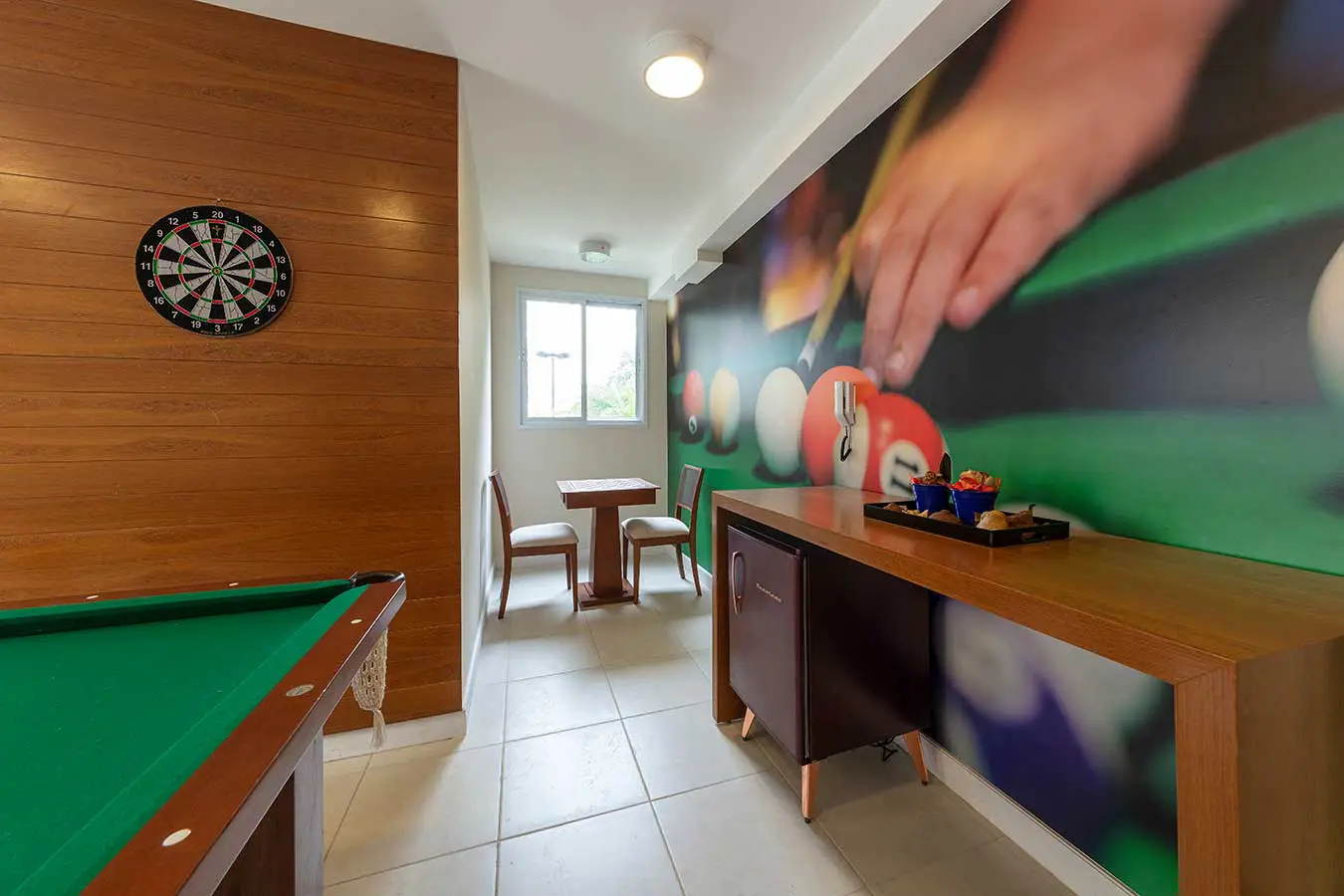Top Club Plaza — Jogos Adulto